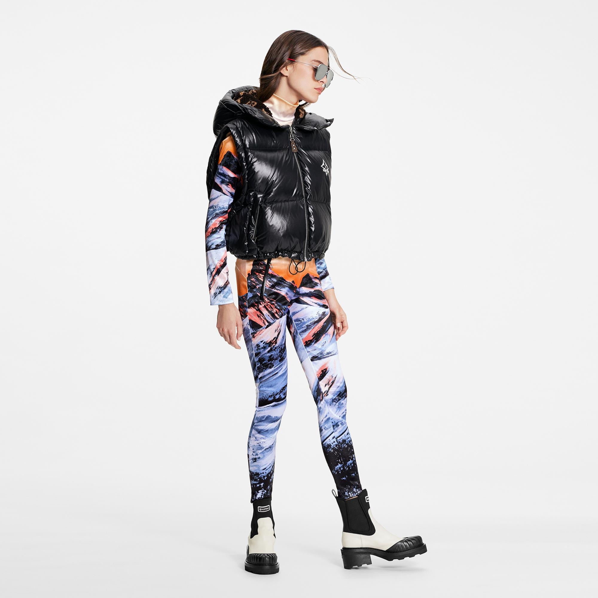 Glossy Sleeveless Puffer Jacket Women ReadytoWear LOUIS VUITTON